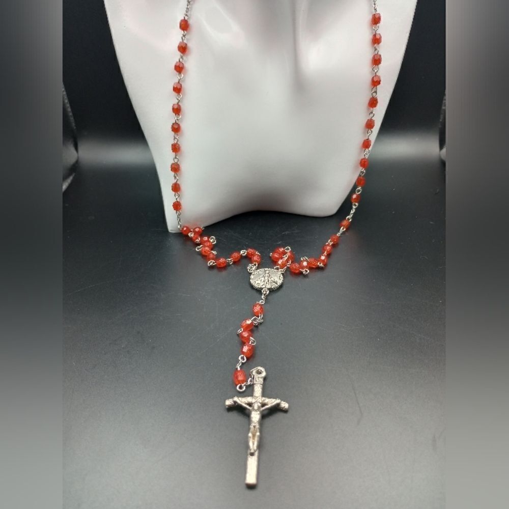 Religious cross crucifix rosary red beaded elegant necklace N333